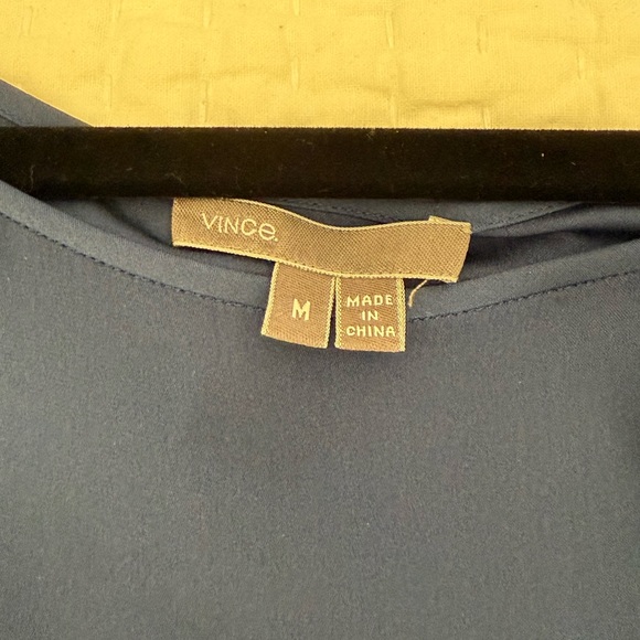 Vince Navy Set Blouses Size M - Picture 2 of 15